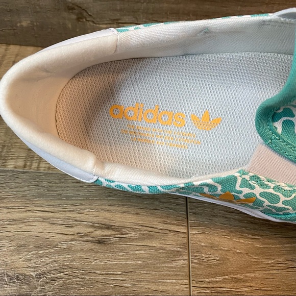 Adidas Court Ralleye Slip On ‘Teal White’ - Picture 6 of 8